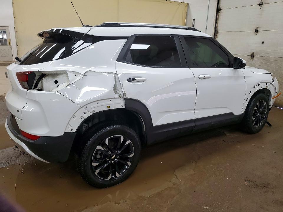 2023 Chevrolet Trailblazer VIN KL79MRSL2PB193884 COPART salvage auction — FRONT END, MI - CERTIFICATE OF TITLE, sold $5,300 on 2026-07-29 (photo 3)