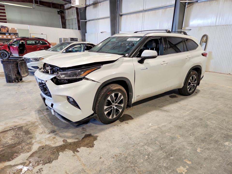 2021 Toyota Highlander VIN 5TDHBRCH3MS527598 COPART salvage auction — FRONT END, Id - Salvage Certificate Of Title, sold $225 on 2026-07-21 (photo 1)