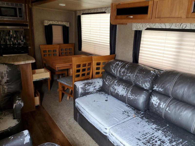 2018 Forest riv Forest riv VIN 5ZT2CATB0JU028201 COPART salvage auction — ALL OVER, AR - CERTIFICATE OF TITLE, sold $4,500 on 2026-07-14 (photo 5)