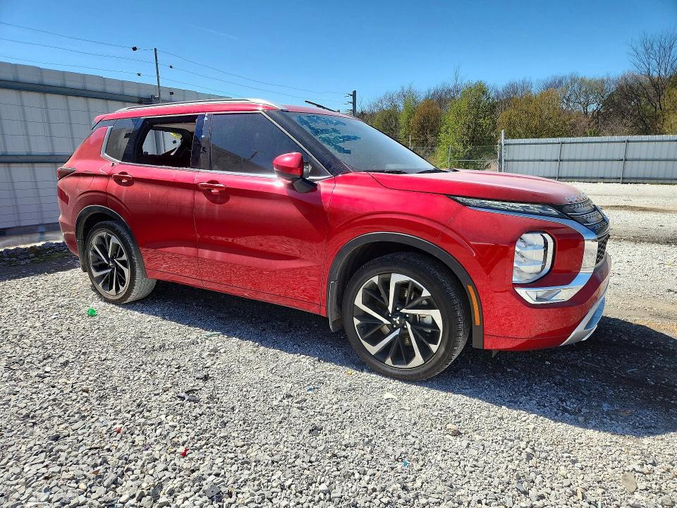 2024 Mitsubishi Outlander VIN JA4J3WA84RZ073099 COPART salvage auction — VANDALISM, AR - CERT OF TITLE-SALVAGE, sold $6,200 on 2026-07-27 (photo 4)