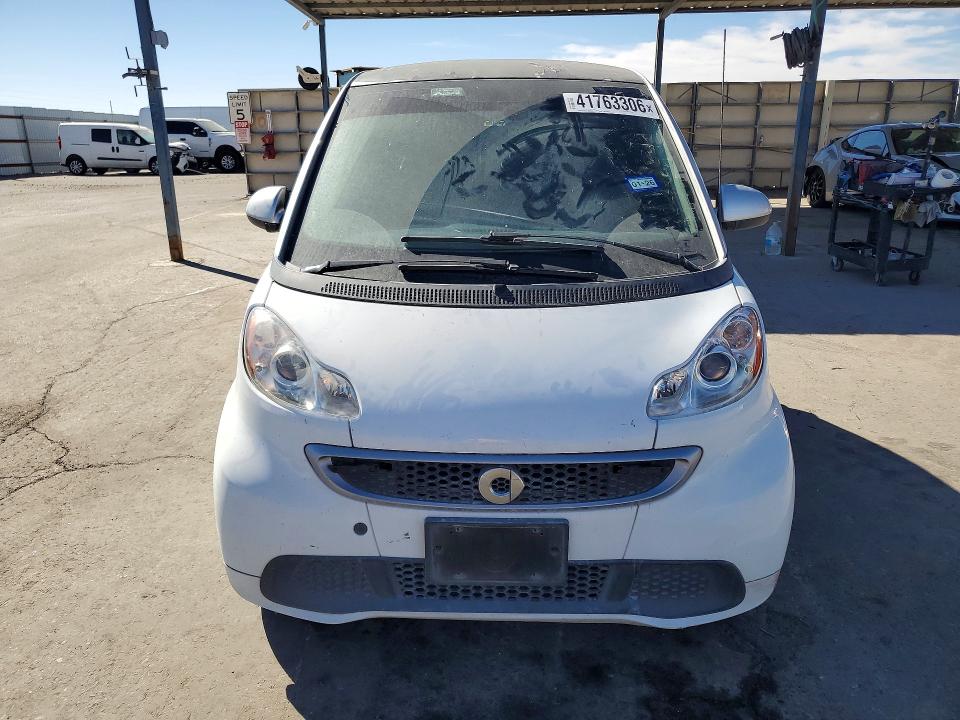 2015 Smart cars Fortwo VIN WMEEJ3BA4FK810398 COPART salvage auction — MECHANICAL, TX - CERTIFICATE OF TITLE, sold $2,700 on 2026-07-31 (photo 5)