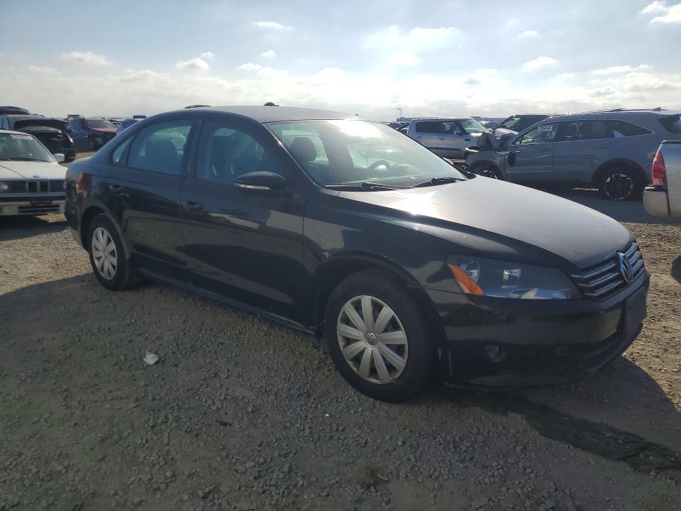 2012 Volkswagen Passat VIN 1VWAP7A30CC056960 COPART salvage auction — SIDE, Ca - Dis/Dlr/Exp Only Clean Title, sold $450 on 2026-07-02 (photo 4)