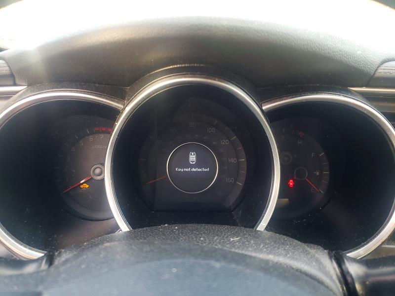 2014 Kia Optima VIN 5XXGN4A70EG347806 COPART salvage auction — MINOR DENT/SCRATCHES, Ma - Certificate Of Title, sold $850 on 2026-07-06 (photo 9)