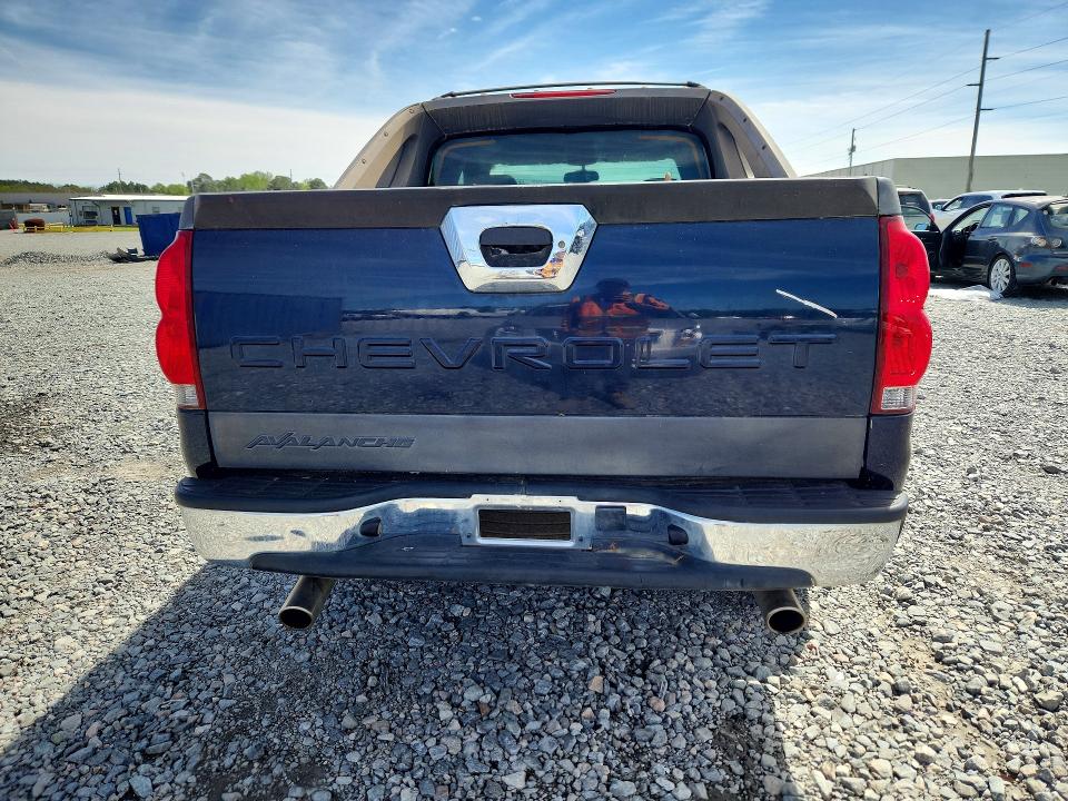 2005 Chevrolet Avalanche VIN 3GNEC12Z95G140430 COPART salvage auction — NORMAL WEAR, Ga - Cert Of Title-Rebuilt, sold $1,200 on 2026-07-06 (photo 6)