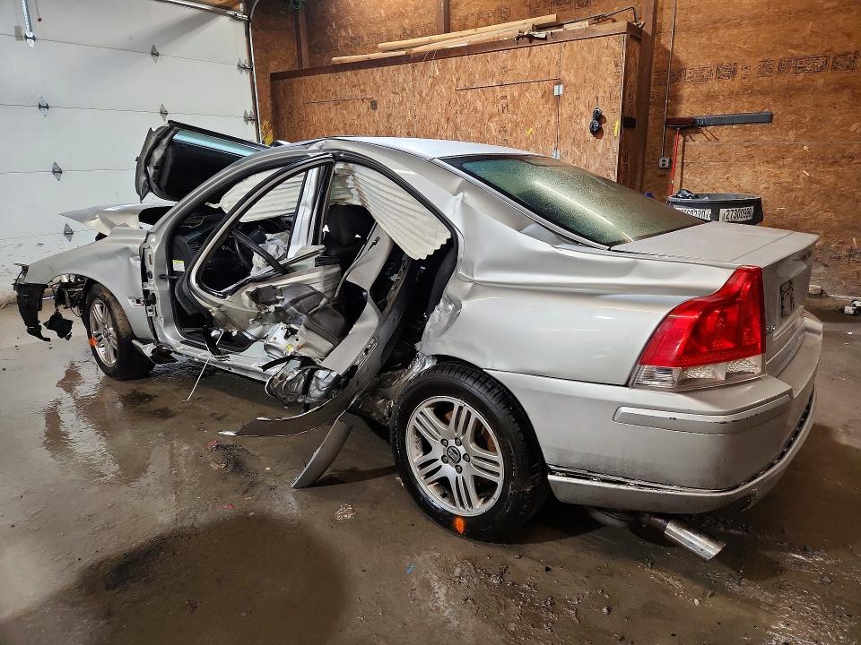 2005 Volvo S60 VIN YV1RS592852478286 COPART salvage auction — ALL OVER, Mo - Salvage Certificate Of Title, sold $175 on 2026-08-13 (photo 2)