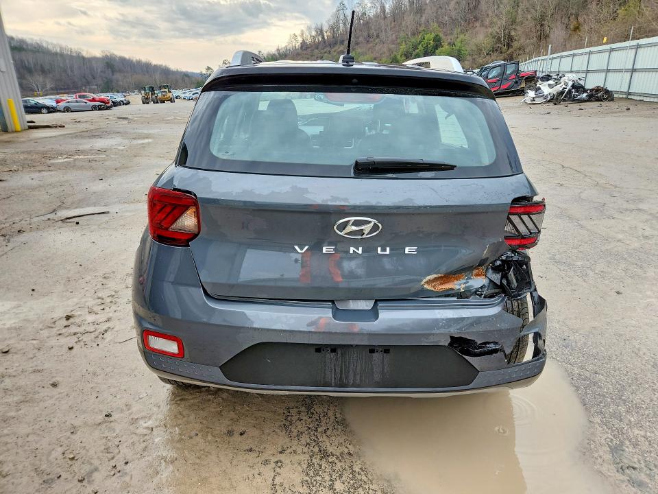 2025 Hyundai Venue VIN KMHRC8A31SU404356 COPART salvage auction — FRONT END, Fl - Certificate Of Destruction, sold $2,650 on 2026-07-09 (photo 6)