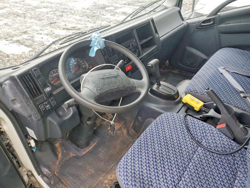 2025 Isuzu Npr VIN 54DC4W1D7SS203265 COPART salvage auction — Burn Engine, SC - CERT OF TITLE-SALVAGE FIRE, sold $10,800 on 2026-07-27 (photo 8)