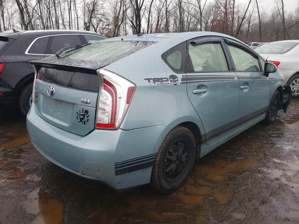 2015 Toyota Prius VIN JTDKN3DU5F1916300 COPART salvage auction — FRONT END, CT - CERT OF TITLE-SALVAGE, sold $1,150 on 2026-07-14 (photo 3)