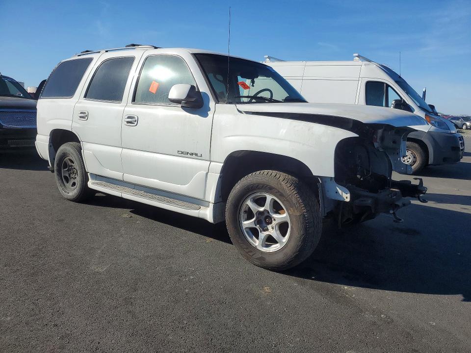 2006 Gmc Yukon VIN 1GKEK63U56J127190 COPART salvage auction — VANDALISM, Ca - Salvage Certificate, sold $150 on 2026-07-20 (photo 4)