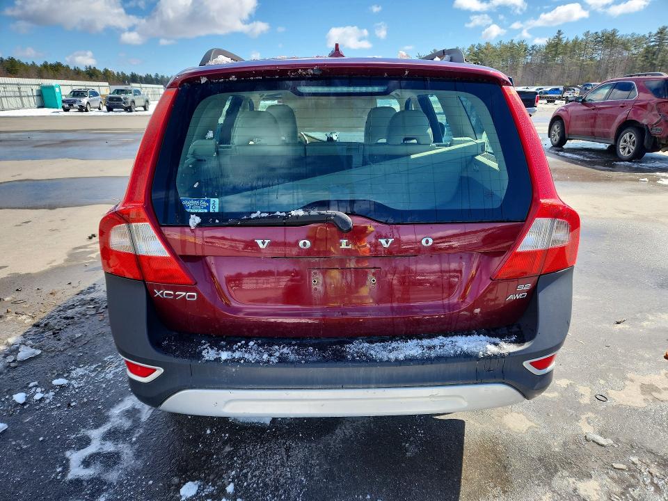 2008 Volvo V70 VIN YV4BZ982X81015228 COPART salvage auction — FRONT END, Me - Cert Of Title-Salvage Collisio, sold $325 on 2026-08-12 (photo 6)