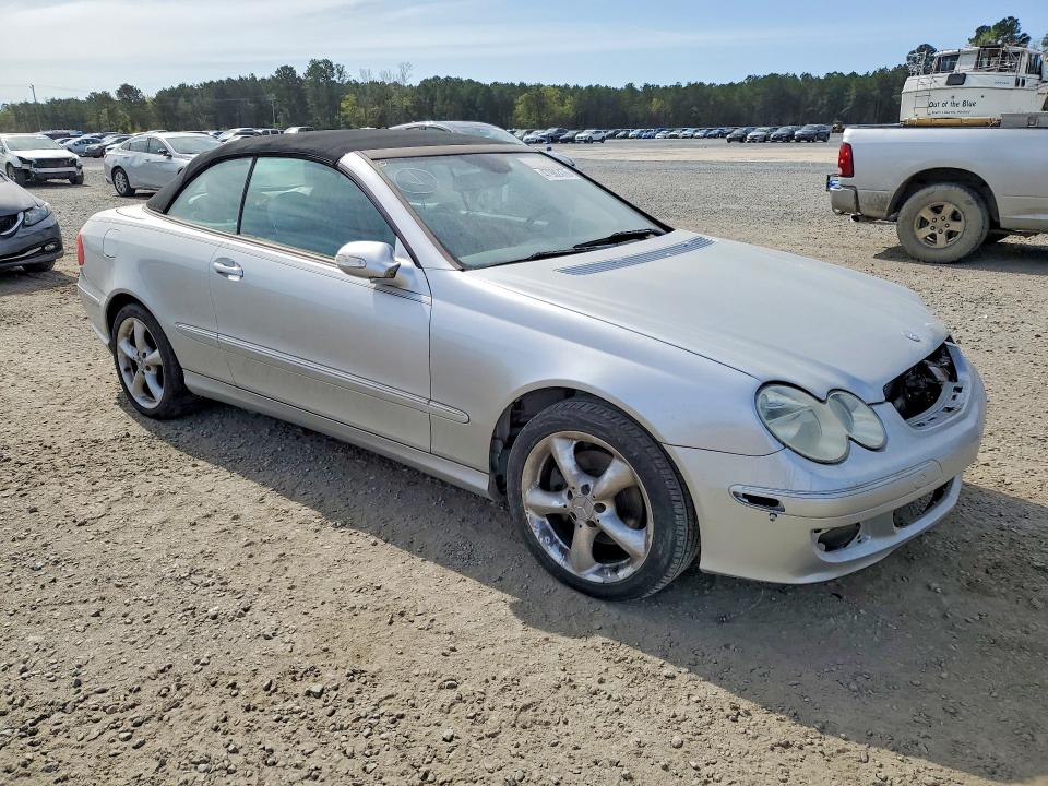 2005 Mercedes-benz Clk-class VIN WDBTK65J05F130875 COPART salvage auction — FRONT END, NC - DEALER ONLY SALVAGE TITLE, sold $425 on 2026-08-10 (photo 4)