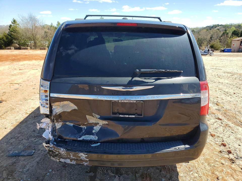 2015 Chrysler Tc by maserati VIN 2C4RC1AG4FR677504 COPART salvage auction — REAR END, Nc - Salvage Certificate Of Title, sold $850 on 2026-08-24 (photo 6)