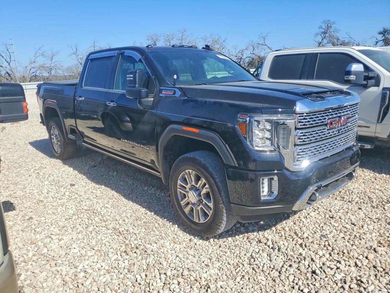 2021 Gmc SIERRA VIN 1GT49REY3MF275729 COPART salvage auction — Side, MI - CERTIFICATE OF TITLE, sold $30,250 on 2026-03-16 (photo 4)