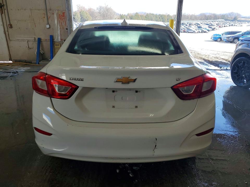2017 Chevrolet Cruze VIN 1G1BE5SM7H7151100 COPART salvage auction — MINOR DENT/SCRATCHES, TN - CERTIFICATE OF TITLE, sold $2,050 on 2026-07-09 (photo 6)