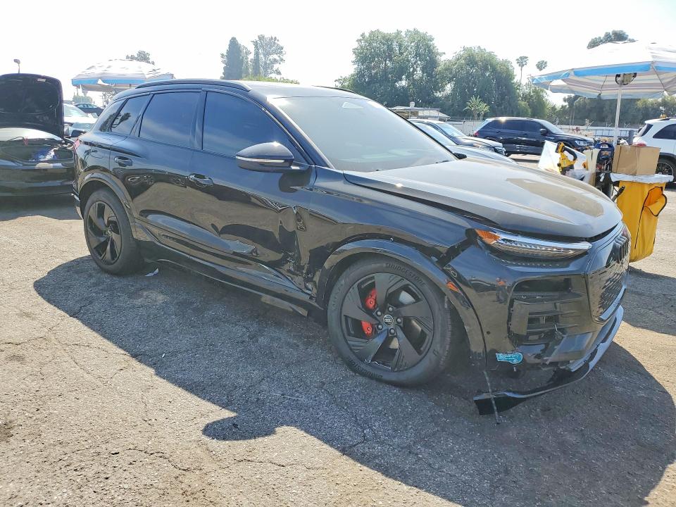 2025 Audi Q6 VIN WA124BGF2SA018106 COPART salvage auction — FRONT END, Ca - Salvage Certificate, sold $19,200 on 2026-07-02 (photo 4)