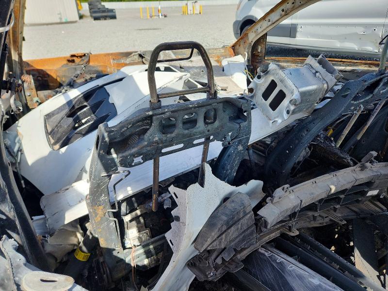 2020 Hyundai Ioniq hybrid VIN KMHC05LC7LU241983 COPART salvage auction — BURN, Fl - Cert Of Destruct-No Vin Plate, sold $325 on 2026-07-29 (photo 8)