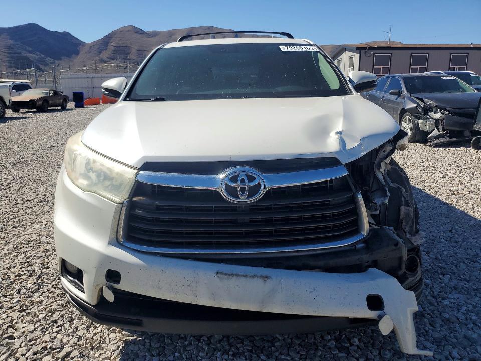 2016 Toyota Highlander VIN 5TDBKRFH5GS293485 COPART salvage auction — FRONT END, NV - SALVAGE TITLE, sold $4,550 on 2026-07-08 (photo 5)