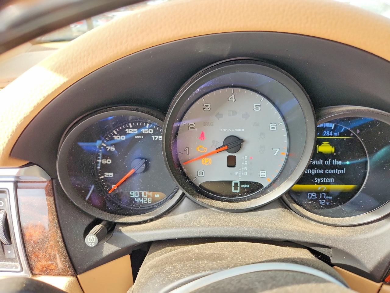 2015 Porsche Macan VIN WP1AB2A59FLB50375 COPART salvage auction — Front End, CT - CERT OF TITLE-SALVAGE, sold $4,400 on 2026-06-30 (photo 9)