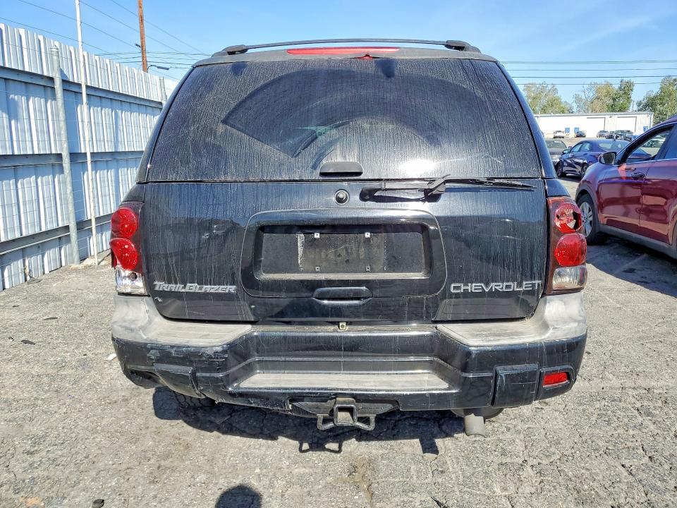 2004 Chevrolet Trailblazer VIN 1GNDS13S742248259 COPART salvage auction — FRONT END, CA - SALVAGE CERTIFICATE, sold $350 on 2026-07-09 (photo 6)