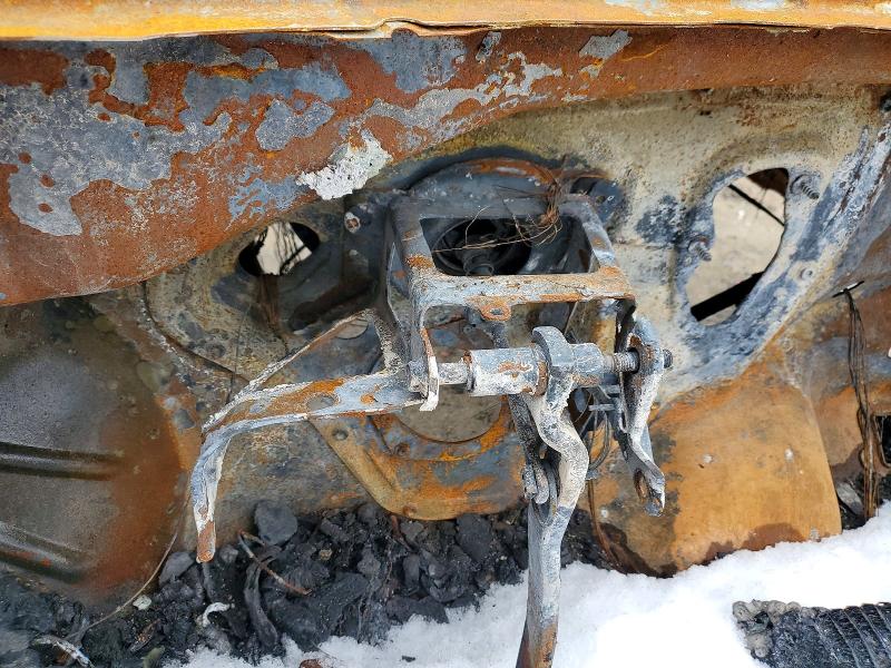 2006 Pontiac Grand prix VIN 2G2WP552961154558 COPART salvage auction — BURN, In - Bill Of Sale - Parts Only, sold $125 on 2026-07-24 (photo 9)