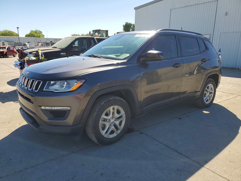 2017 Jeep Compass VIN 3C4NJCAB4HT661288 — COPART salvage auction photo