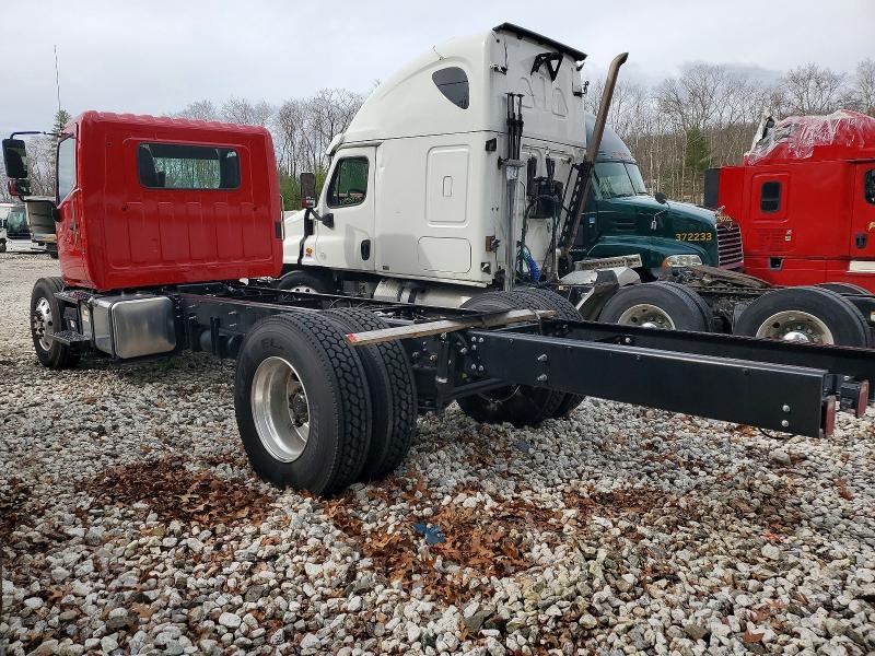 2026 Hino Hino l7 VIN 5PVNV7GMXT5T50011 COPART salvage auction — FRAME DAMAGE, MA - CERT OF TITLE-SALVAGE, sold $1,350 on 2026-07-30 (photo 3)