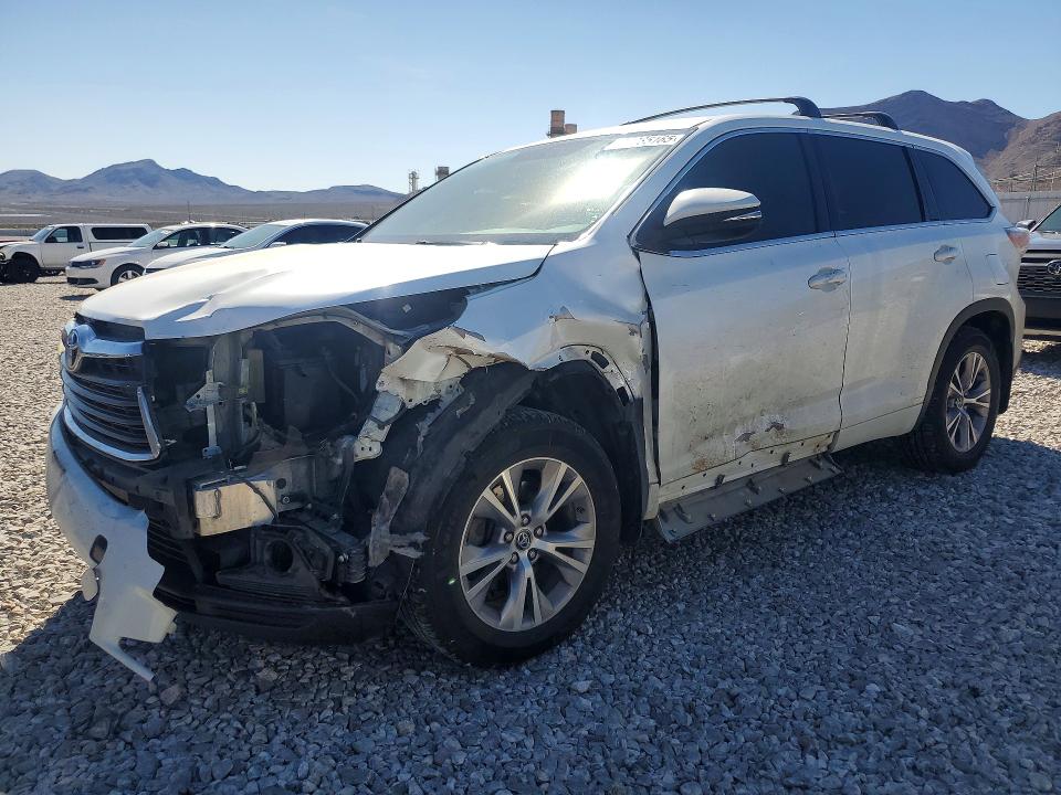 2016 Toyota Highlander VIN 5TDBKRFH5GS293485 COPART salvage auction — FRONT END, NV - SALVAGE TITLE, sold $4,550 on 2026-07-08 (photo 1)