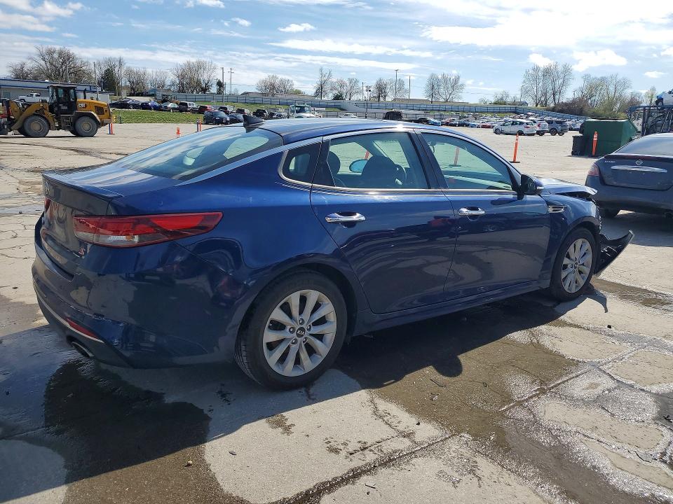 2018 Kia Optima VIN 5XXGT4L39JG242868 COPART salvage auction — FRONT END, Mo - Salvage Certificate Of Title, sold $1,200 on 2026-07-28 (photo 3)
