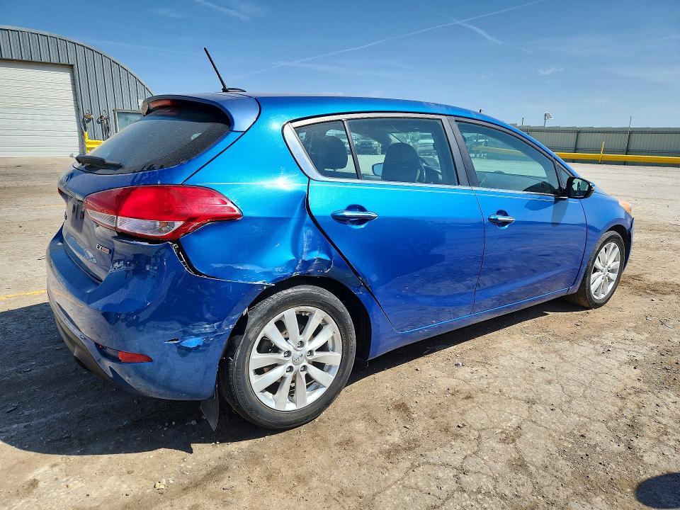 2015 Kia Forte VIN KNAFX5A83F5370925 COPART salvage auction — REAR END, Id - Salvage Certificate Of Title, sold $225 on 2026-07-27 (photo 3)