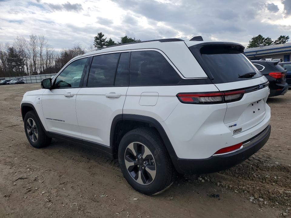 2023 Jeep Cherokee VIN 1C4RJYB60PC663730 COPART salvage auction — ROOF, MA - CERT OF TITLE-SALVAGE, sold $16,400 on 2026-07-30 (photo 2)