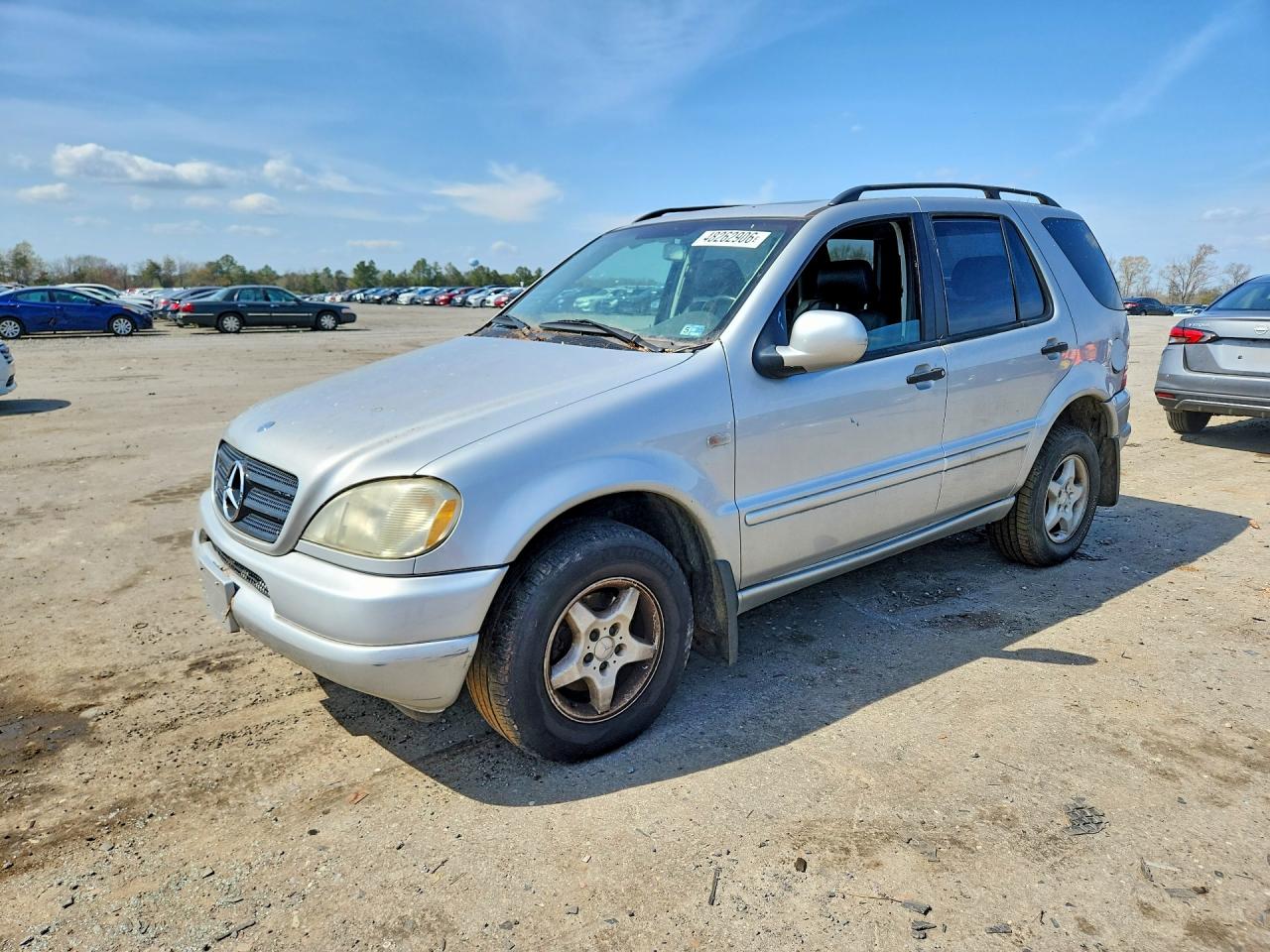 2000 Mercedes-Benz ML-Class VIN 4JGAB54E6YA221301 COPART salvage auction — Minor Dent/Scratches, VA - CERTIFICATE OF TITLE, sold $500 on 2026-07-01 (photo 1)