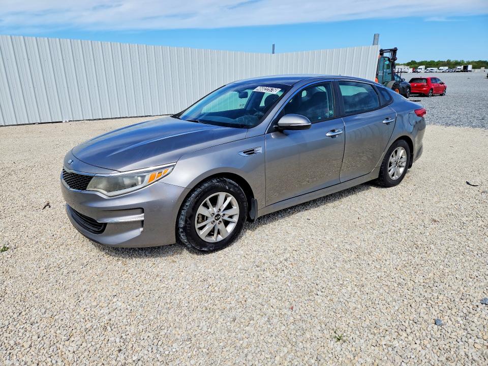 2018 Kia Optima VIN 5XXGT4L38JG229142 COPART salvage auction — MINOR DENT/SCRATCHES, Fl - Certificate Of Title, sold $1,100 on 2026-07-21 (photo 1)