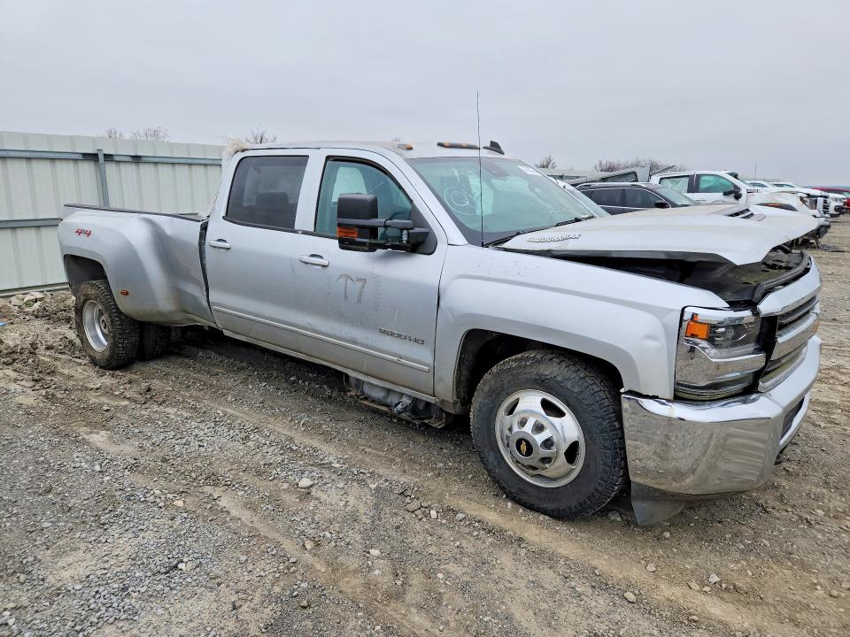 2019 Chevrolet Silverado 3500 VIN 1GC4KXEY5KF154609 COPART salvage auction — FRONT END, Tx - Certificate Of Title, sold $18,700 on 2026-07-30 (photo 4)