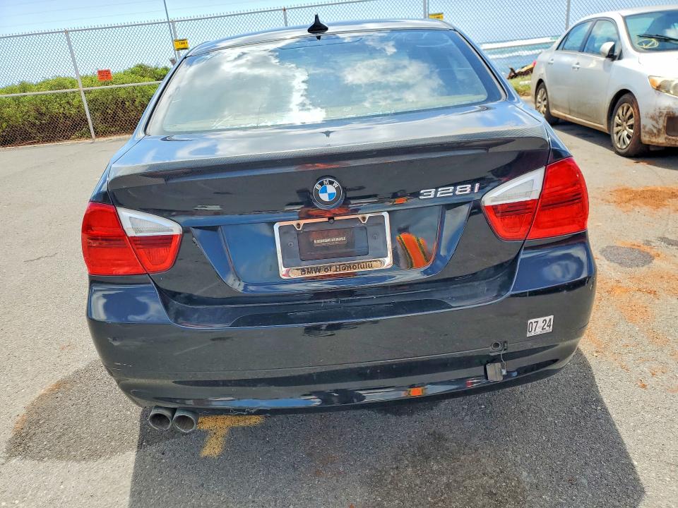 2008 BMW 3 series VIN WBAVA37518NL51999 COPART salvage auction — WATER/FLOOD, Hi - Certificate Of Salvage, sold $125 on 2026-07-13 (photo 6)