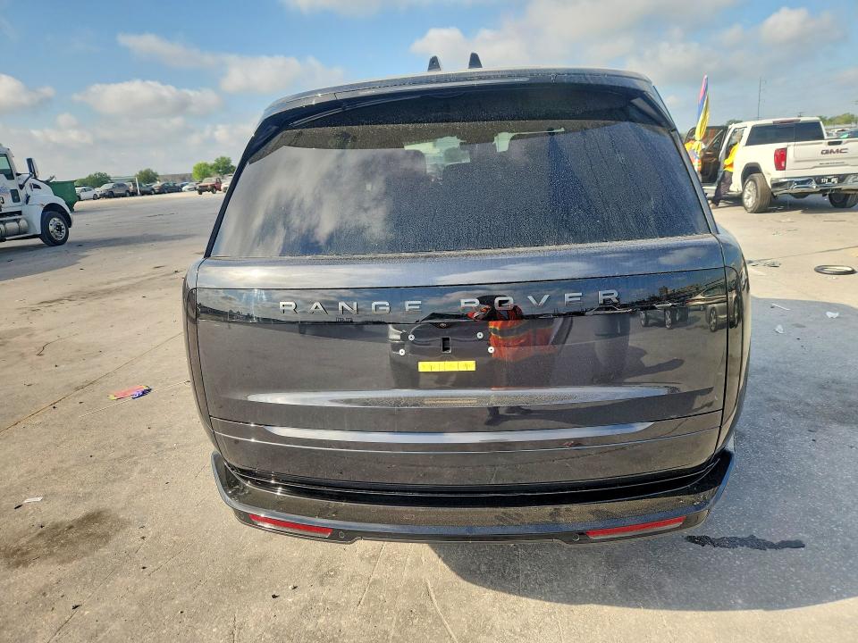 2025 Land rover RANGE ROVER VIN SALKPBFU2SA340850 COPART salvage auction — SIDE, LA, sold $79,000 on 2026-07-15 (photo 6)