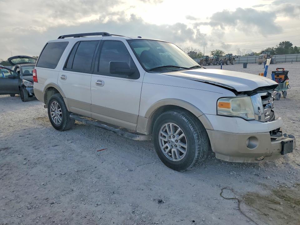 2010 Ford Expedition VIN 1FMJU1H59AEB64040 COPART salvage auction — FRONT END, Tx - Bonded Title - Salvage, sold $700 on 2026-07-02 (photo 4)