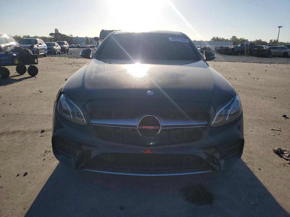 2017 Mercedes-benz E-class VIN WDDZF4JB4HA055978 COPART salvage auction — MINOR DENT/SCRATCHES, FL - CERTIFICATE OF TITLE, sold $7,000 on 2026-07-29 (photo 5)