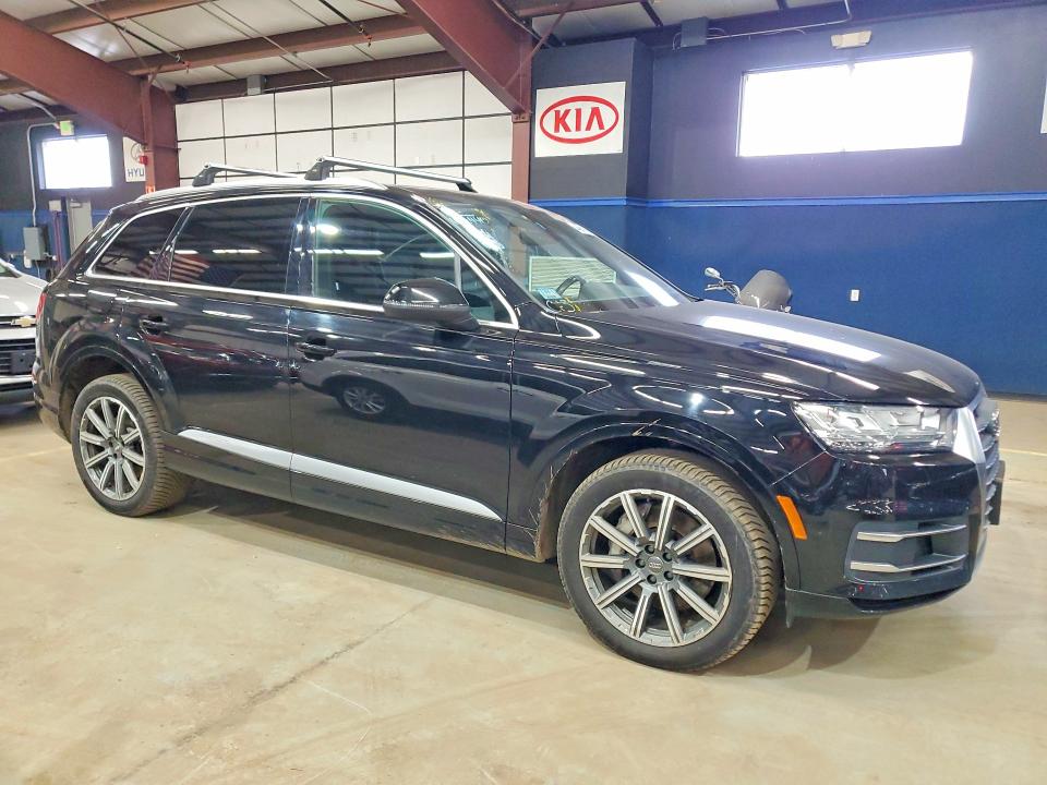 2019 Audi Q7 VIN WA1LAAF7XKD039138 COPART salvage auction — MINOR DENT/SCRATCHES, Ma - Certificate Of Title (P), sold $7,000 on 2026-07-30 (photo 4)