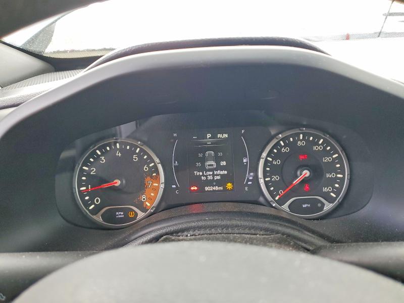 2018 Jeep Renegade VIN ZACCJABB7JPH66477 COPART salvage auction — FRONT END, Id - Salvage Certificate Of Title, sold $925 on 2026-07-10 (photo 9)