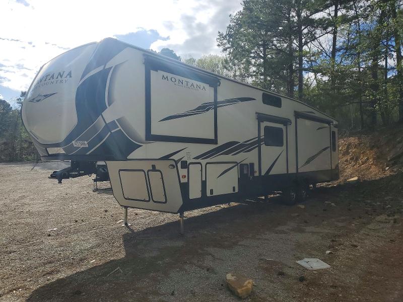 2021 Keystone Montana VIN 4YDF38529MA744641 COPART salvage auction — WATER/FLOOD, NC - SALVAGE CERT-WATER/FLOOD DAMAG, sold $6,800 on 2026-07-30 (photo 2)