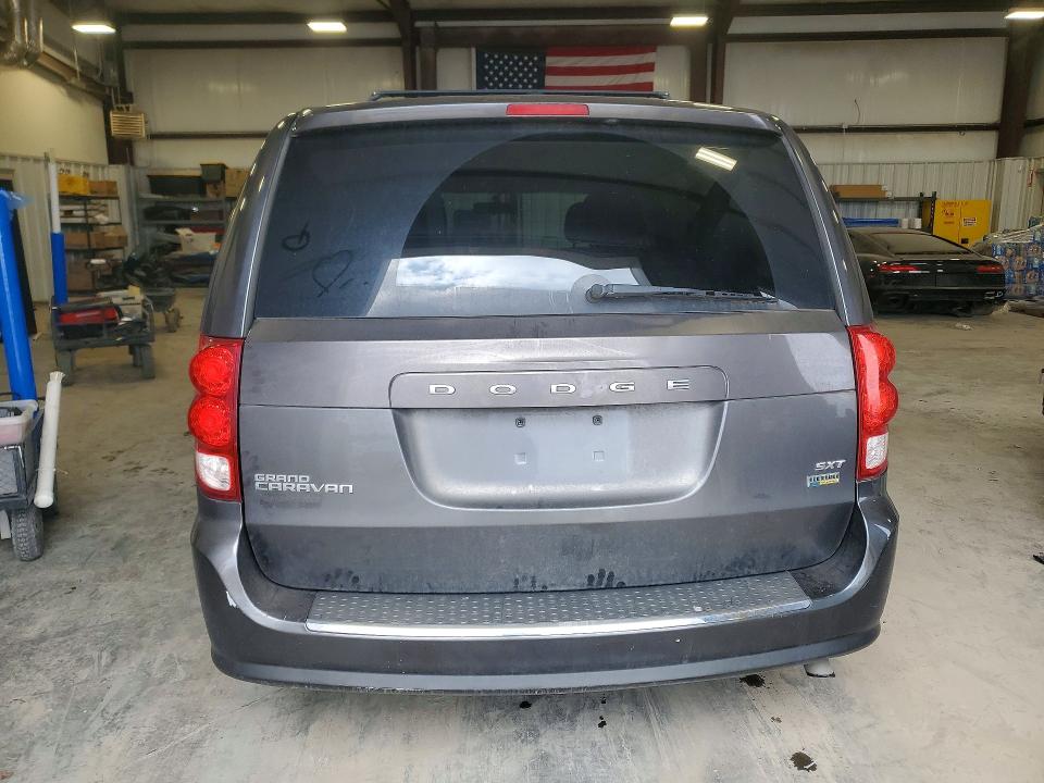 2016 Dodge Grand caravan VIN 2C4RDGCG5GR339365 COPART salvage auction — MINOR DENT/SCRATCHES, KY - CERTIFICATE OF TITLE, sold $650 on 2026-07-02 (photo 6)