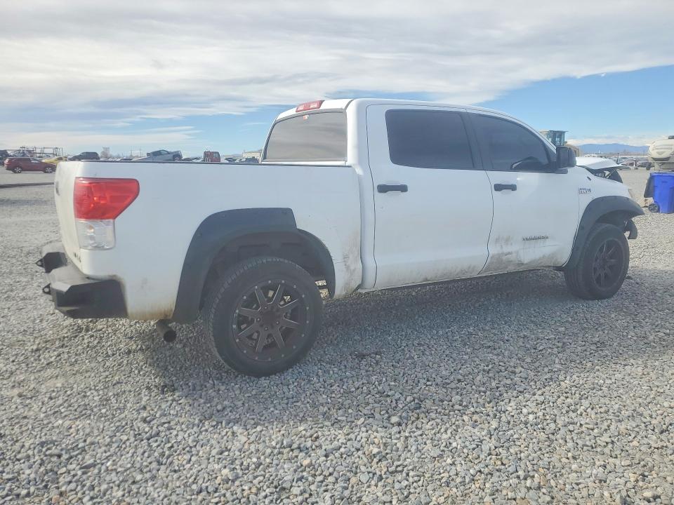 2011 Toyota Tundra VIN 5TFDW5F14BX163984 COPART salvage auction — FRONT END, Co - Public - Salvage Title, sold $3,800 on 2026-07-07 (photo 3)