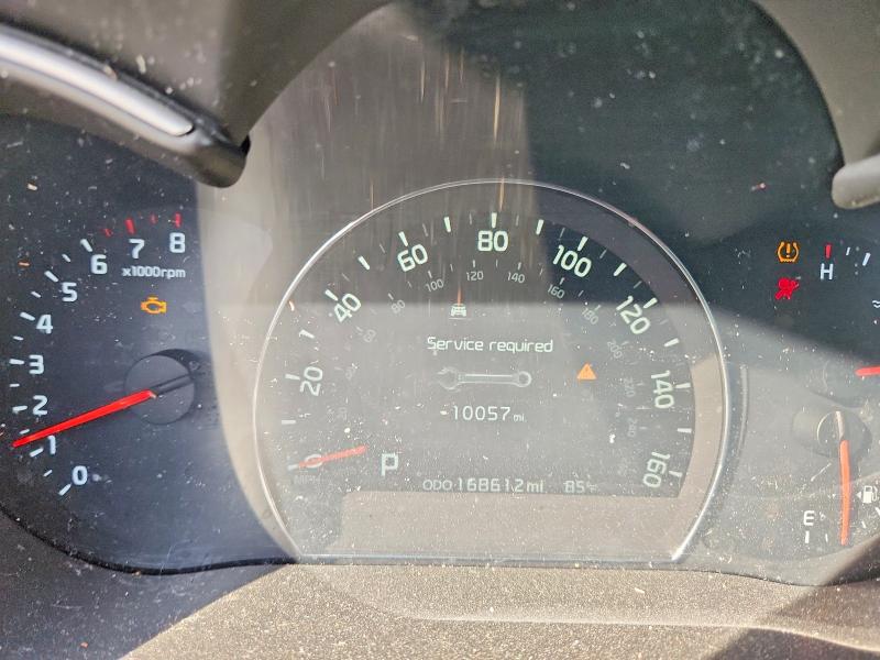 2015 Kia Sorento VIN 5XYKWDA78FG609575 COPART salvage auction — REAR END, Va - Certificate Of Title, sold $1,600 on 2026-07-29 (photo 9)