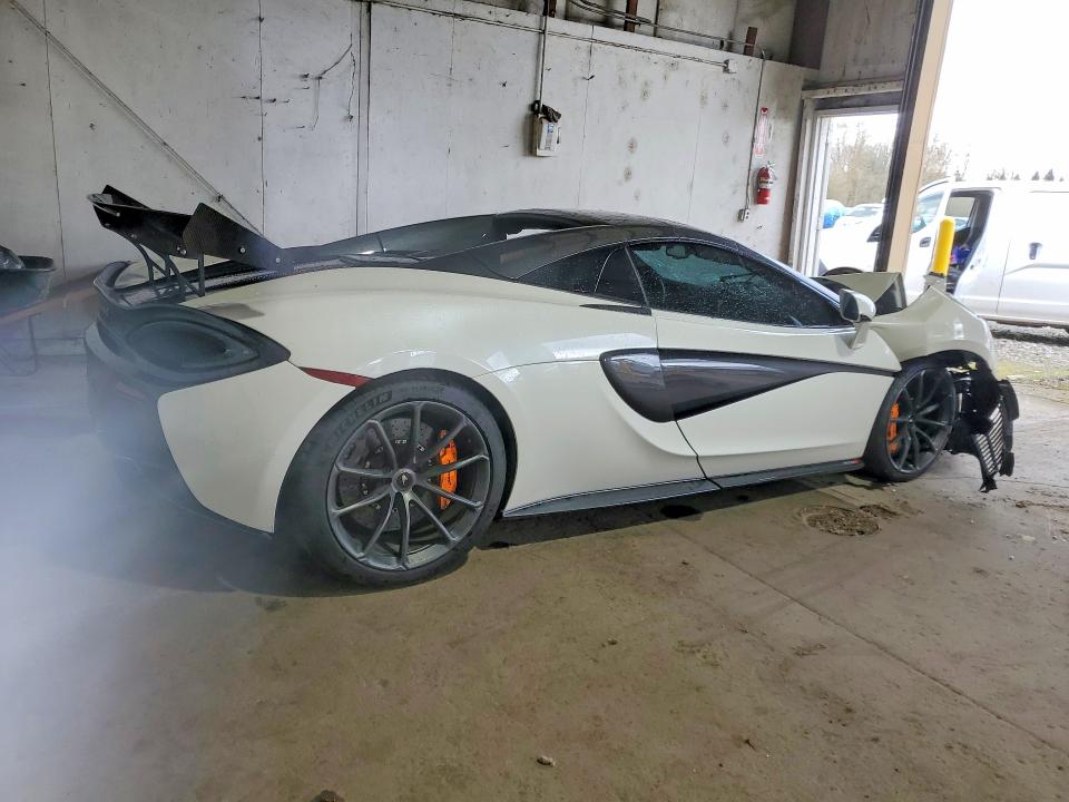 2019 Mclaren 570s VIN SBM13FAA7KW006388 COPART salvage auction — FRONT END, Or - Lien Papers Salvage, sold $46,500 on 2026-08-10 (photo 3)