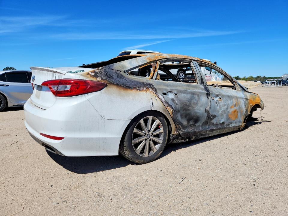 2017 Hyundai Sonata VIN 5NPE34AF1HH478501 COPART salvage auction — BURN, Al - Cert Of Title-Salvage Title, sold $200 on 2026-07-02 (photo 3)