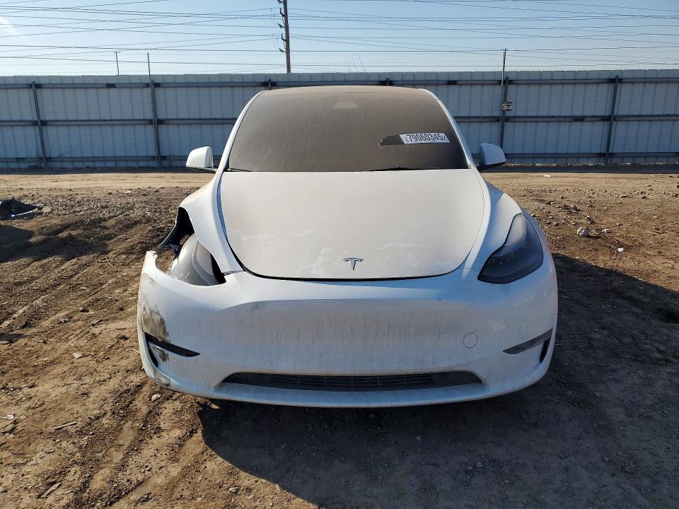 2022 Tesla Model y VIN 7SAYGDEF7NF407358 COPART salvage auction — FRONT END, Il - Salvage Certificate, sold $10,700 on 2026-07-07 (photo 5)