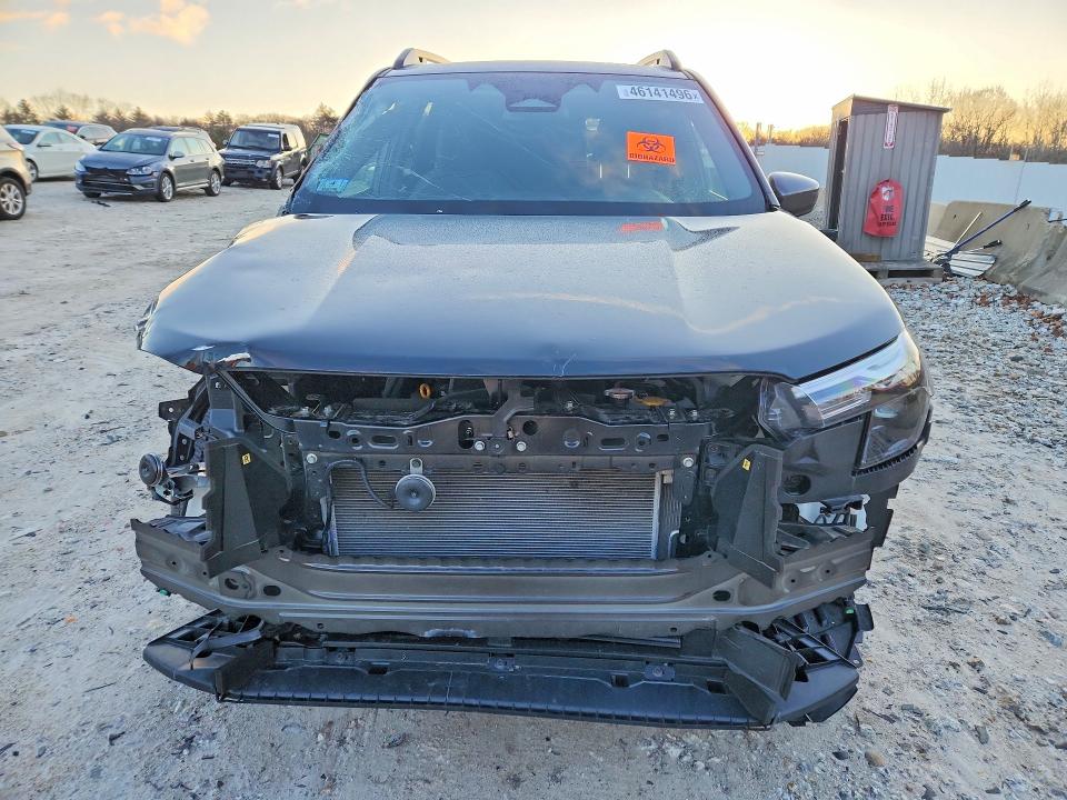 2025 Subaru Forester VIN JF2SLDDC4SH542199 COPART salvage auction — Side, AZ - CERT OF TITLE - SALVAGE, sold $9,500 on 2026-05-06 (photo 5)