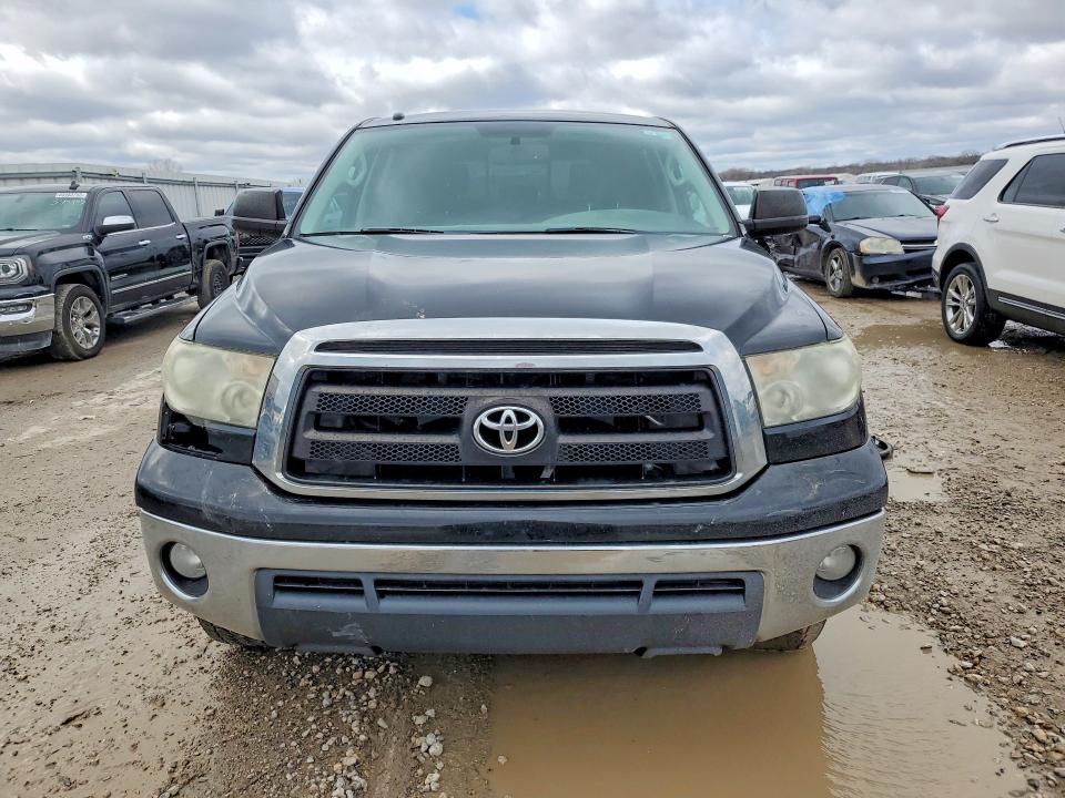 2011 Toyota Tundra VIN 5TFDW5F19BX198312 COPART salvage auction — UNDERCARRIAGE, Ks - Cert Of Title-Salvage, sold $4,850 on 2026-07-09 (photo 5)