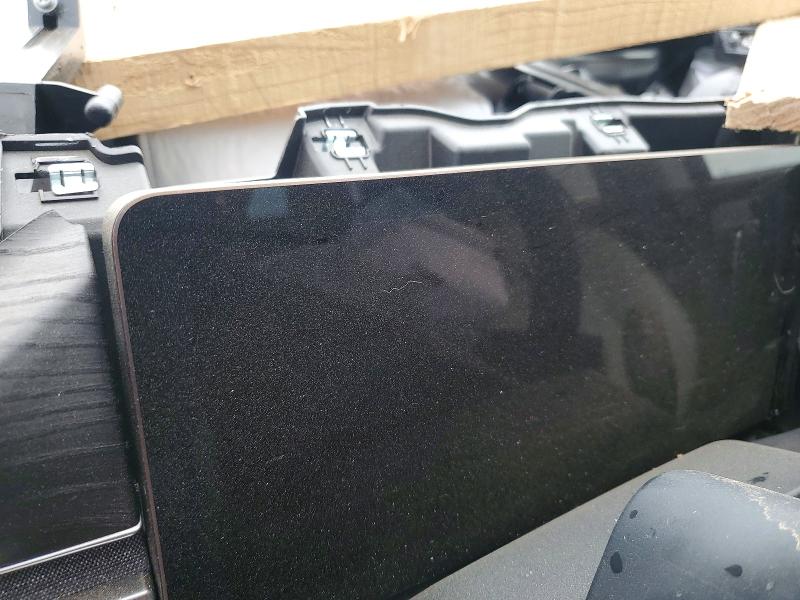 2025 Rivian R1t VIN 7FCTGBAA0SN040168 COPART salvage auction — ROLLOVER, Il - Salvage Certificate, sold $5,700 on 2026-07-07 (photo 9)