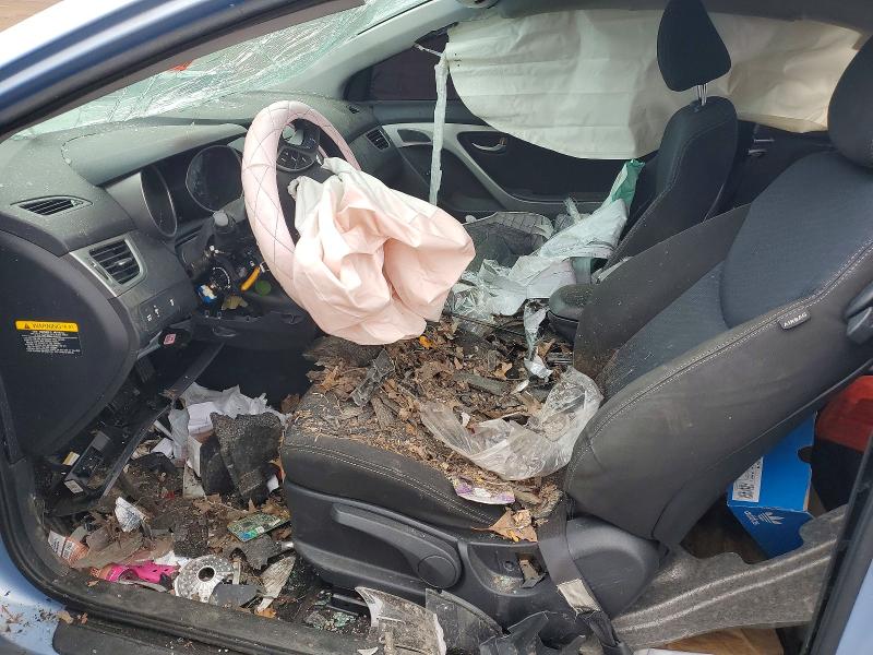2013 Hyundai Elantra VIN KMHDH6AEXDU000654 COPART salvage auction — ROLLOVER, Salvage Title, sold $250 on 2026-07-16 (photo 7)